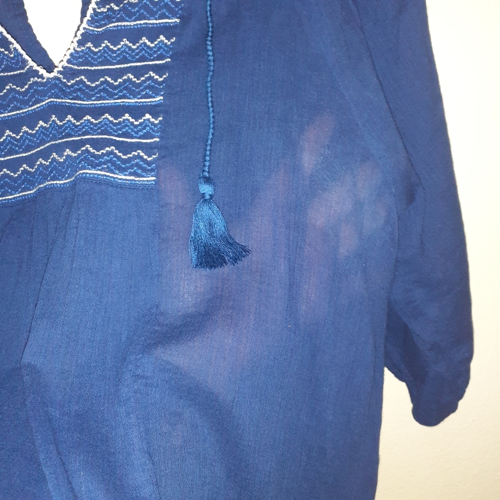 Abercrombie & Fitch | Embroidered Top - Picture 3 of 8